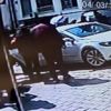 Ailelerin silahlı kavgası kamerada Ailelerin silahlı kavgası kamerada
