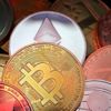 Elon Musk'tan Bitcoin'e kırık kalp emojili darbe! Bitcoin bir anda çakıldı Elon Musk'tan Bitcoin'e kırık kalp emojili darbe! Bitcoin bir anda çakıldı