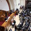 Venezuela'daki kalkışmaya katılan milletvekillerinin dokunulmazlığı kaldırıldı Venezuela'daki kalkışmaya katılan milletvekillerinin dokunulmazlığı kaldırıldı