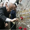 Alparslan Türkeş, mezarı başında anıldı Alparslan Türkeş, mezarı başında anıldı