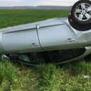 Otomobil tarlaya uçtu: 1 yaralı Otomobil tarlaya uçtu: 1 yaralı