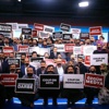 Samanyolu çalışanlarından bantlı protesto