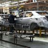 Sıfır otomobiller banttan inmeden satılıyor