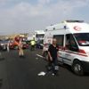 Gaziantep te trafik kazası: 2 ölü, 4 yaralı Gaziantep te trafik kazası: 2 ölü, 4 yaralı