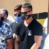 Murat Boz, hayatını kaybeden kuzenini son yolculuğuna ... Murat Boz, hayatını kaybeden kuzenini son yolculuğuna ...