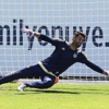 Volkan Demirel'e küfüre müdahale Volkan Demirel'e küfüre müdahale