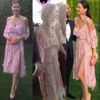 Sinem Kobal Yasemin Ergene'nin elbisesini giydi