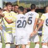 Fenerbahçe taraftarının önüne çıkıyor Fenerbahçe taraftarının önüne çıkıyor