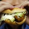 Hamburgerden çıkan kurda tazminat davası Hamburgerden çıkan kurda tazminat davası