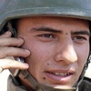 Askere telefon serbest olacak haberi telefoncuları sevindirdi Askere telefon serbest olacak haberi telefoncuları sevindirdi