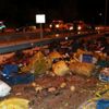 Karayolu sebze tarlasına döndü
