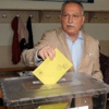 Ekmeleddin İhsanoğlu oyunu kullandı Ekmeleddin İhsanoğlu oyunu kullandı