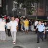 Küçükçekmece'de Toprak Kayması Paniği; 4 Bina Tedbir Amaçlı Boşaltıldı Küçükçekmece'de Toprak Kayması Paniği; 4 Bina Tedbir Amaçlı Boşaltıldı