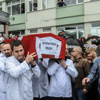Öldürülen doktora gözyaşlarıyla veda Öldürülen doktora gözyaşlarıyla veda