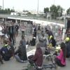 Bakırköy'de alana giremeyen bisikletlilerden protesto Bakırköy'de alana giremeyen bisikletlilerden protesto