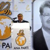 Ahmet Özal, ’Ana Parti'yi tanıttı Ahmet Özal, ’Ana Parti'yi tanıttı