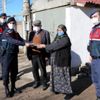 Parola 'bayrak' dediler, yaşlı çiftin 60 yıllık birikimini aldılar