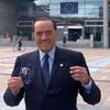 Eski İtalya Başbakanı Berlusconi kendisinden 53 yaş ... Eski İtalya Başbakanı Berlusconi kendisinden 53 yaş ...
