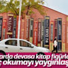 Okul duvarları devasa kitap figürleriyle donatıldı