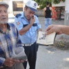 Sürücü 80 Yaşında, Ehliyeti 47, Traktörü İse 43 Yıllık