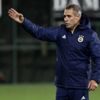 Ersun Yanal sahaya çıkamadı Ersun Yanal sahaya çıkamadı