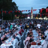 Sultanahmet Meydanı'nda 12 bin kişilik dev iftar buluşması Sultanahmet Meydanı'nda 12 bin kişilik dev iftar buluşması
