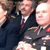 Aytaç Yalman ın eşi Covid-19 nedeniyle hayatını kaybetti Aytaç Yalman ın eşi Covid-19 nedeniyle hayatını kaybetti