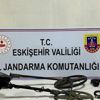 Detektörle define ararken jandarmaya yakalandılar