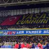 Fenerbahçe'den Galatasaray'a koreografi göndermesi