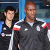 Atiba Hutchinson'da mutlu sona doğru Atiba Hutchinson'da mutlu sona doğru