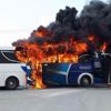 Seyir halindeki yolcu otobüsü yandı Seyir halindeki yolcu otobüsü yandı
