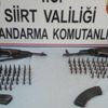 Yük hayvanının heybesinden Kalaşnikof çıktı