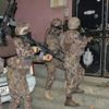 Adana'da yapılan terör operasyonunda 8 şüpheli yakalandı Adana'da yapılan terör operasyonunda 8 şüpheli yakalandı