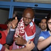 Mbia'da mutlu sona ulaşıldı Mbia'da mutlu sona ulaşıldı
