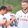 Kartal hem attı hem yedi