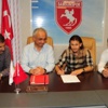 Samsunspor’da Mustafa Sevgi İle 2 Yıllık Sözleşme İmzalandı Samsunspor’da Mustafa Sevgi İle 2 Yıllık Sözleşme İmzalandı