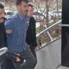 Eşini öldürdü suçu oğluna attı!