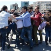 Taksim'de Farinaz eylemine polisten tekmeli müdahale