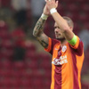 Sneijder'den tokat gibi cevap!