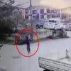 Devrilen ağaçtan kıl payı kurtuldular Devrilen ağaçtan kıl payı kurtuldular