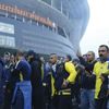 Fenerbahçeli taraftarlar stadı terk etti Fenerbahçeli taraftarlar stadı terk etti