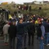 Maltepe’de minibüs devrildi