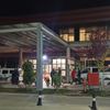 Afyon'da evli çiftin üzerine hem şişe attılar hem darp ettiler Afyon'da evli çiftin üzerine hem şişe attılar hem darp ettiler