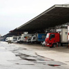 Domates ambargosu kepenk kapattırdı