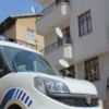 Önce annesini, sonra ağabeyini bıçakladı