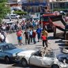 Çanakkale’de TIR'dan düşen iş makinesi ortalığı savaş alanına çevirdi