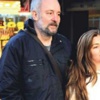Ege Aydan kuzeniyle öpüştü Ege Aydan kuzeniyle öpüştü