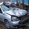 Traktör römorkuna çarpan otomobil hurdaya döndü Traktör römorkuna çarpan otomobil hurdaya döndü