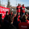 Binlerce işçi greve gitti Binlerce işçi greve gitti