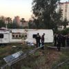 Adana'da yolcu otobüsü devrildi: 2 ölü, 22 yaralı